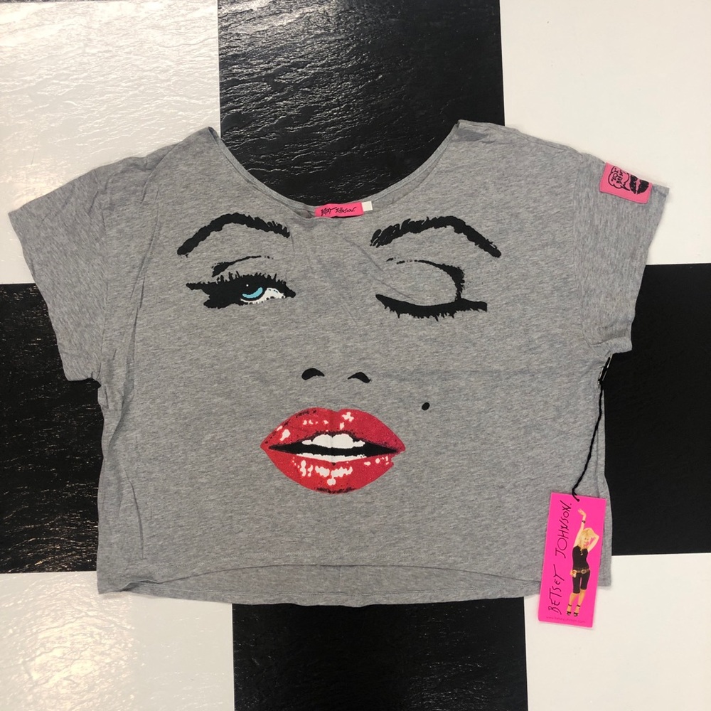 RARE BETSEY JOHNSON HEATHER GREY WINK GRAPHIC TEE